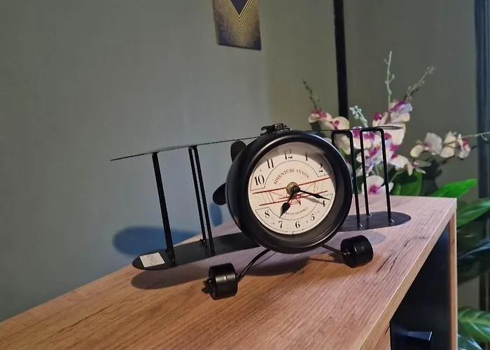 Traian Mosoiu , Parcare Proprie דירה *