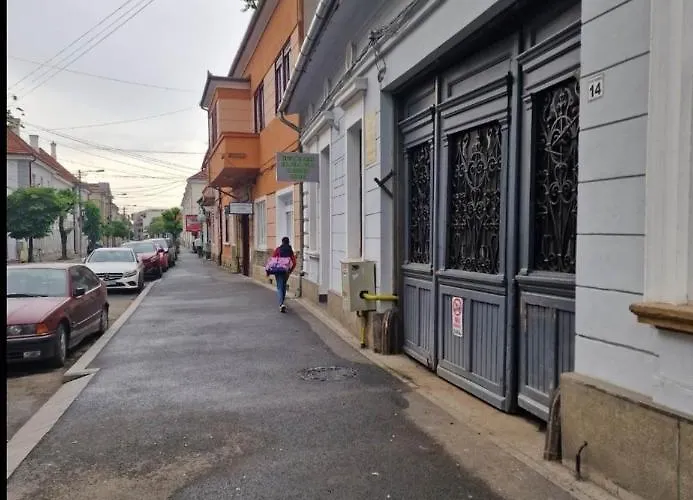 Traian Moșoiu , Parcare Proprie Apartament